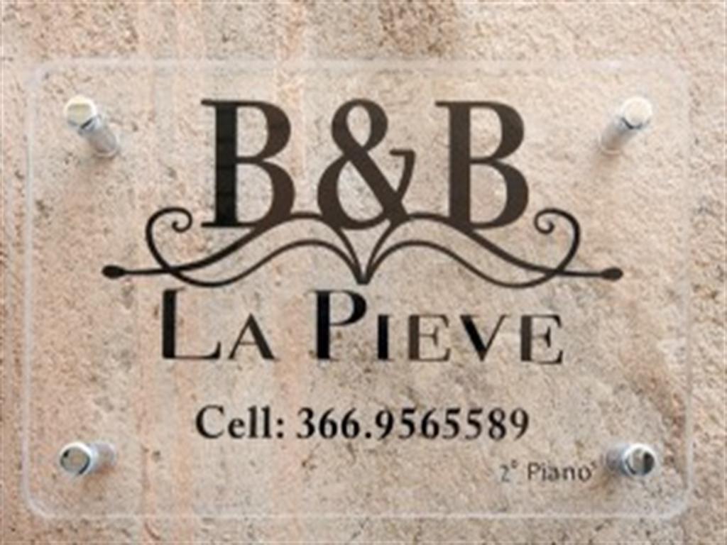 アレッツォ La Pieve Bed & Breakfast 部屋 写真